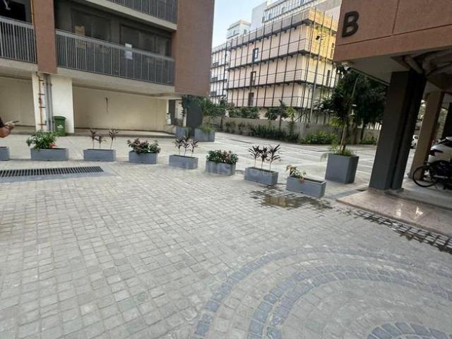 Flat for sale in Naranpura - Ahmedabad, Gujarat