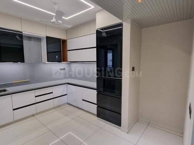 Flat for sale in Naranpura, Ahmedabad