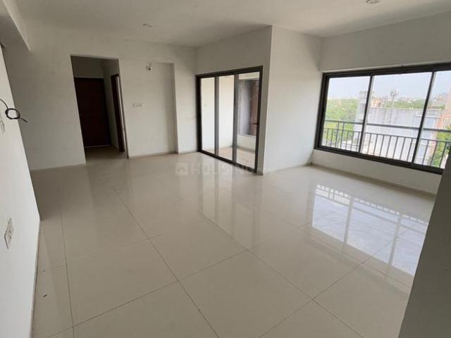 Flat for rent in Ahmadabad, Gujarat