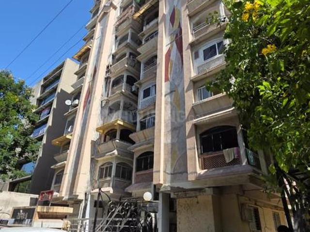 Flat for sale in Ahmadabad, Gujarat