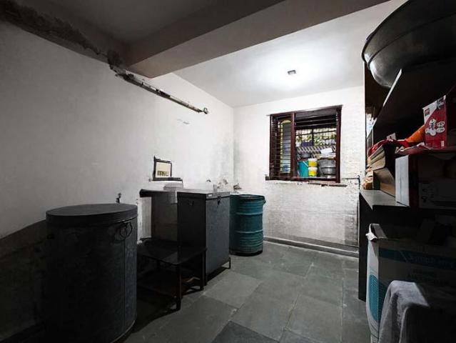 Flat for sale in Ahmadabad, Gujarat