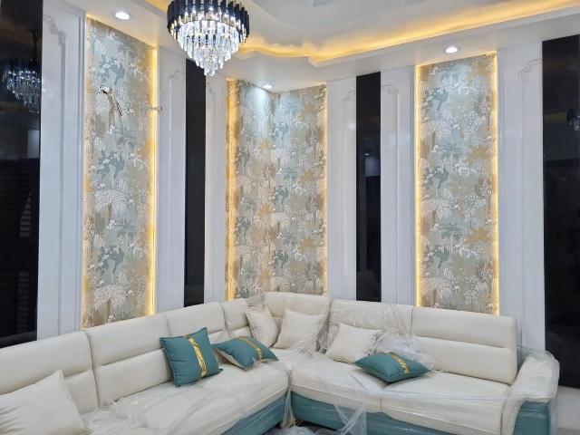 Flat for sale in West Delhi, Deri
