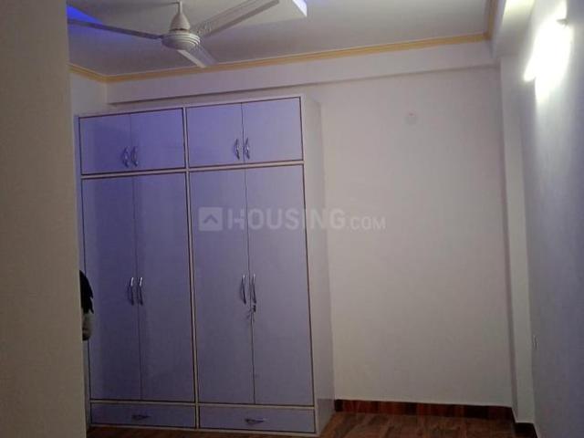 Flat for rent in South Delhi, Deri