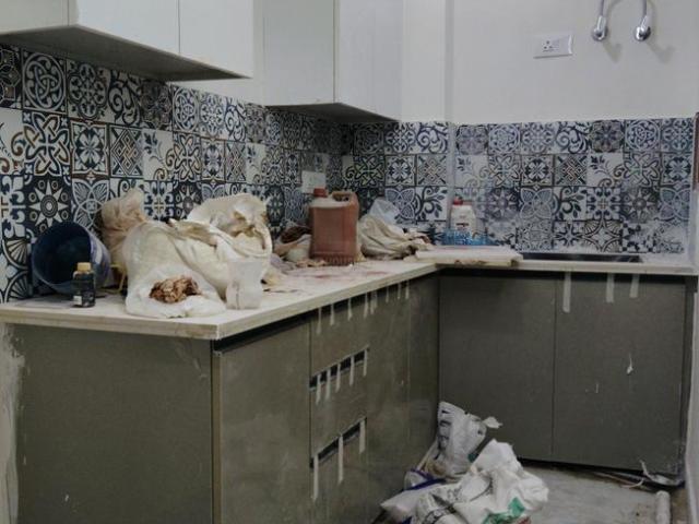 Flat for sale in South Delhi, Deri