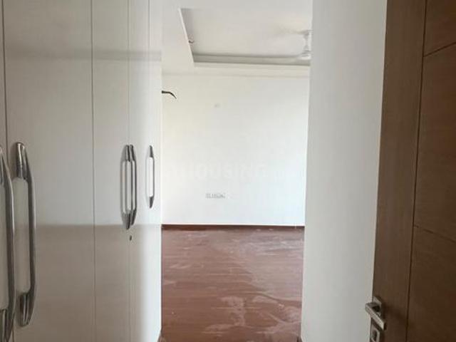 Flat for rent in Omaxe The Lake, Baronjian