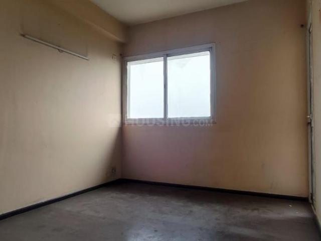 Flat for rent in Uniworld City, New Town