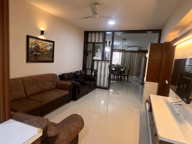 Flat for rent in Madya