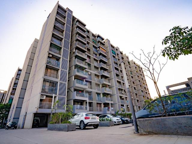 Flat for rent in Madya