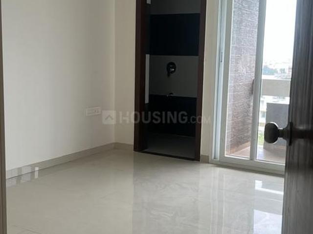 Flat for rent in Madya