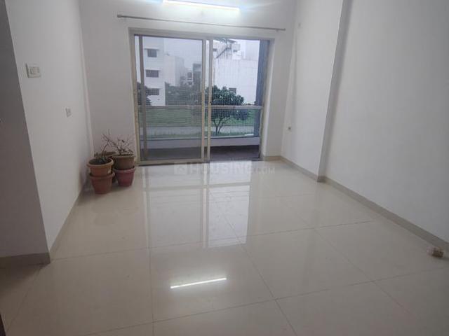 Flat for rent in Madya