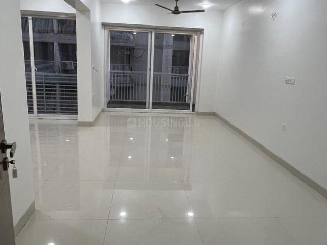 Flat for rent in Madya