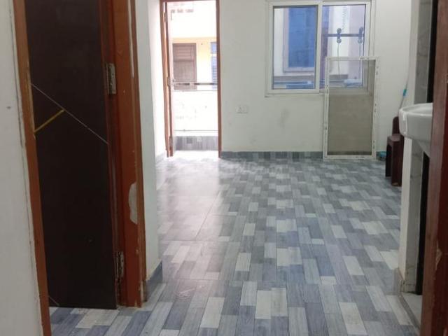 Flat for rent in Mohanlalganj, Arunachal Pradesh