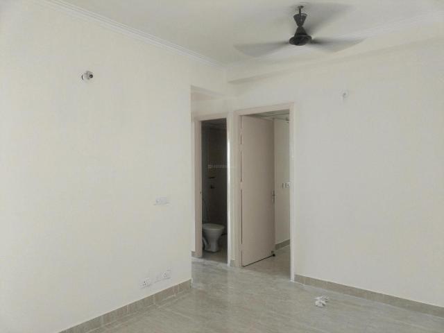 Flat for rent in Noida