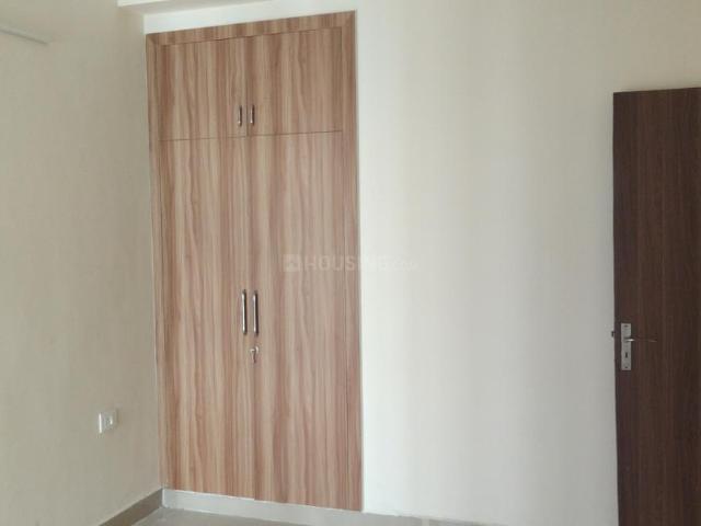 Flat for rent in Gautam Buddha Nagar, Uttar Pradesh