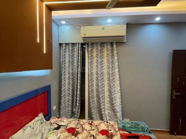 Flat for rent in Amrapali Leisure Park, Gautam Buddha Nagar