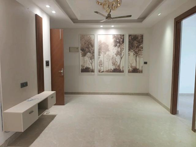 Flat for sale in Gautam Buddha Nagar, Uttar Pradesh