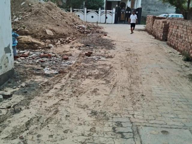 Flat for sale in Varanasi, Arunachal Pradesh