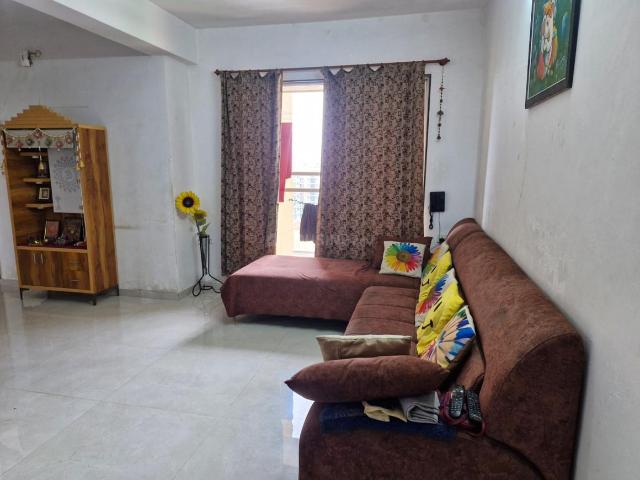 Flat for rent in Surat, Gujarat
