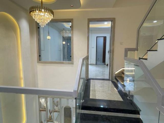 Flat for rent in Madya