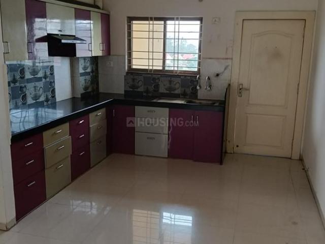Flat for rent in Madya