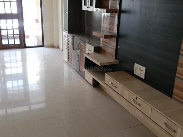 Flat for rent in Madya