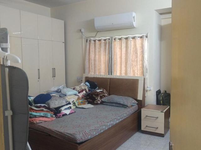 Flat for rent in Ho Chi Minh Sarani, Kolkata