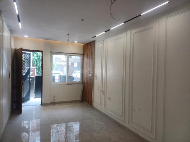 Flat for rent in Paschim Vihar, Delhi