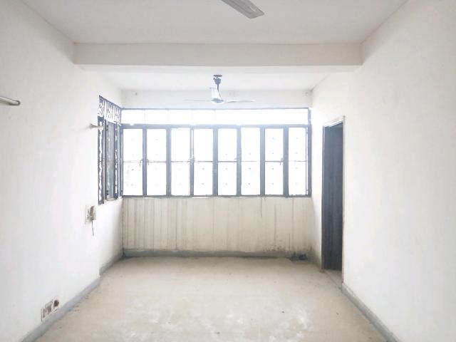 Flat for sale in West Delhi, Deri