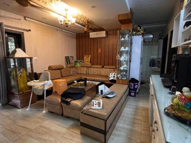 Flat for sale in West Delhi, Deri