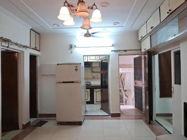 Flat for sale in West Delhi, Deri