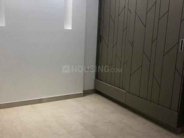 Flat for sale in West Delhi, Deri