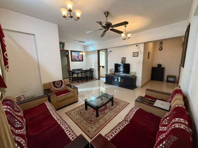 Flat for rent in Ojas Apartments, Pune