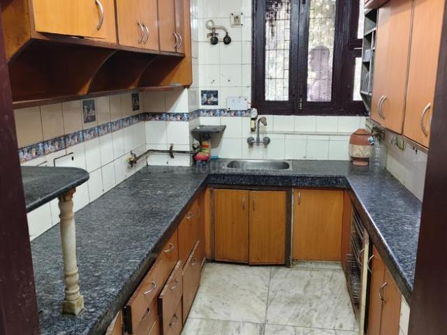 Flat for rent in East Delhi, Deri