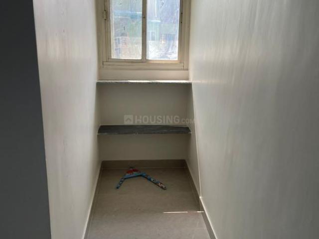 Flat for rent in East Delhi, Deri