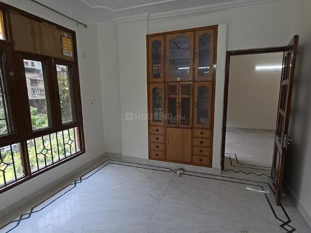 Flat for rent in East Delhi, Deri