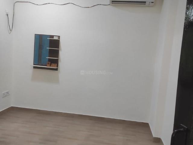 Flat for rent in East Delhi, Deri