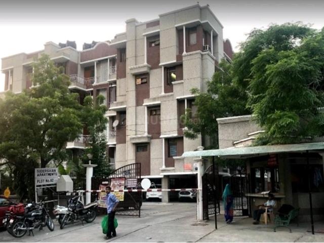 Flat for sale in East Delhi, Deri