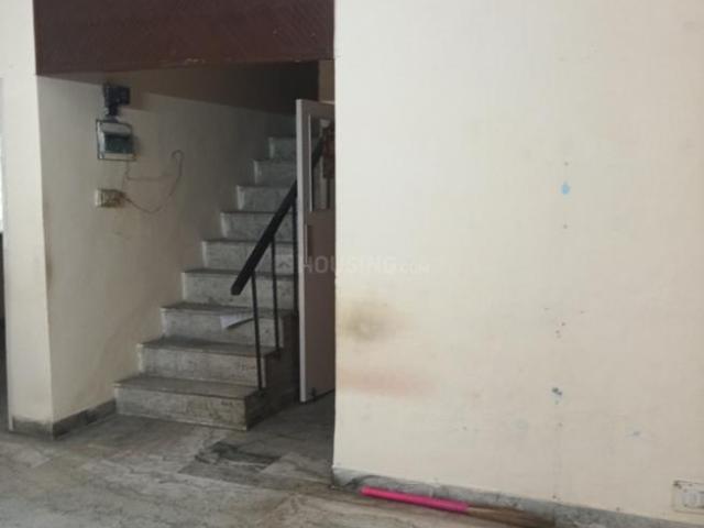 Flat for sale in East Delhi, Deri