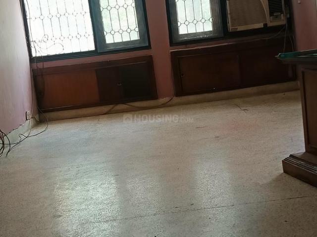 Flat for sale in East Delhi, Deri
