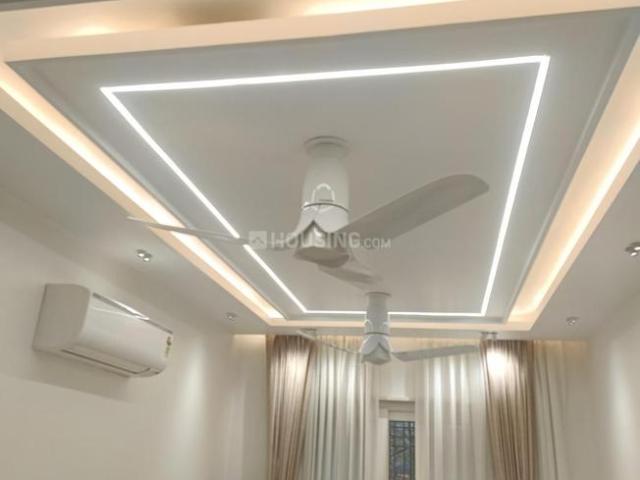 Flat for sale in East Delhi, Deri