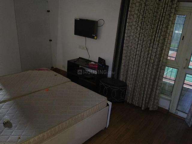Flat for rent in Nagla Charandas, Noida