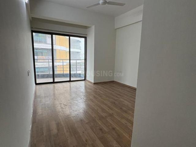 Flat for rent in Madya