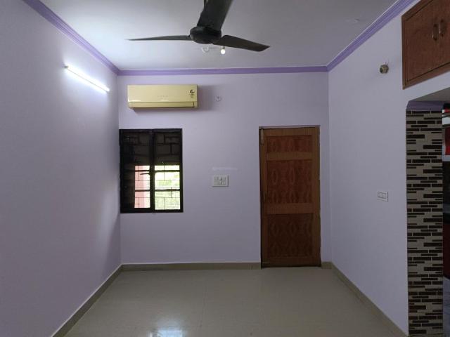 Flat for rent in Pitampura, Delhi