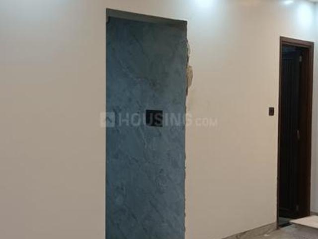Flat for sale in North West Delhi, Deri