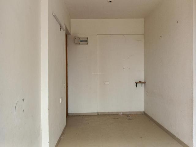 Flat for rent in Sarkhej, Gujarat