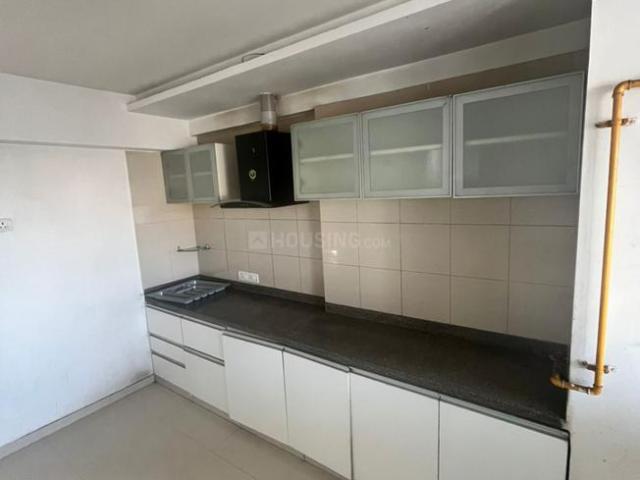 Flat for rent in Sarkhej, Gujarat