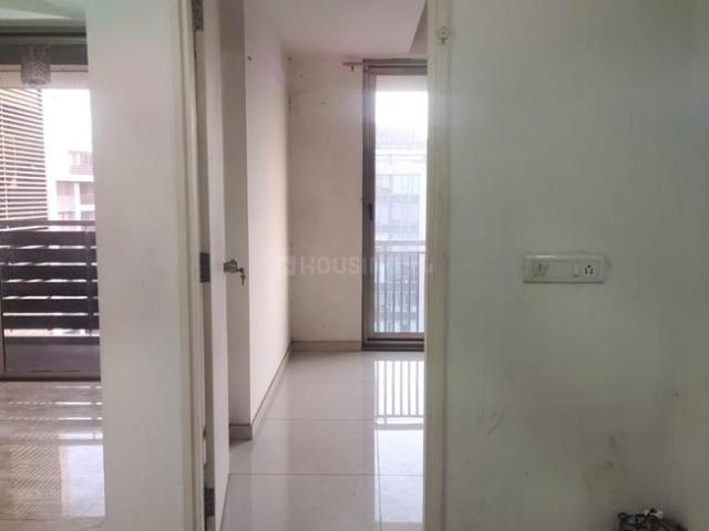 Flat for rent in Sarkhej, Gujarat