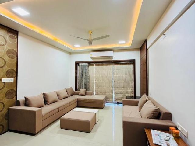 Flat for rent in Sarkhej, Gujarat