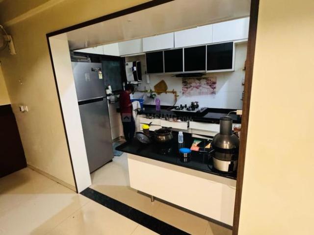 Flat for rent in Sarkhej, Gujarat