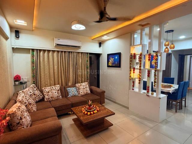 Flat for rent in Sarkhej, Gujarat